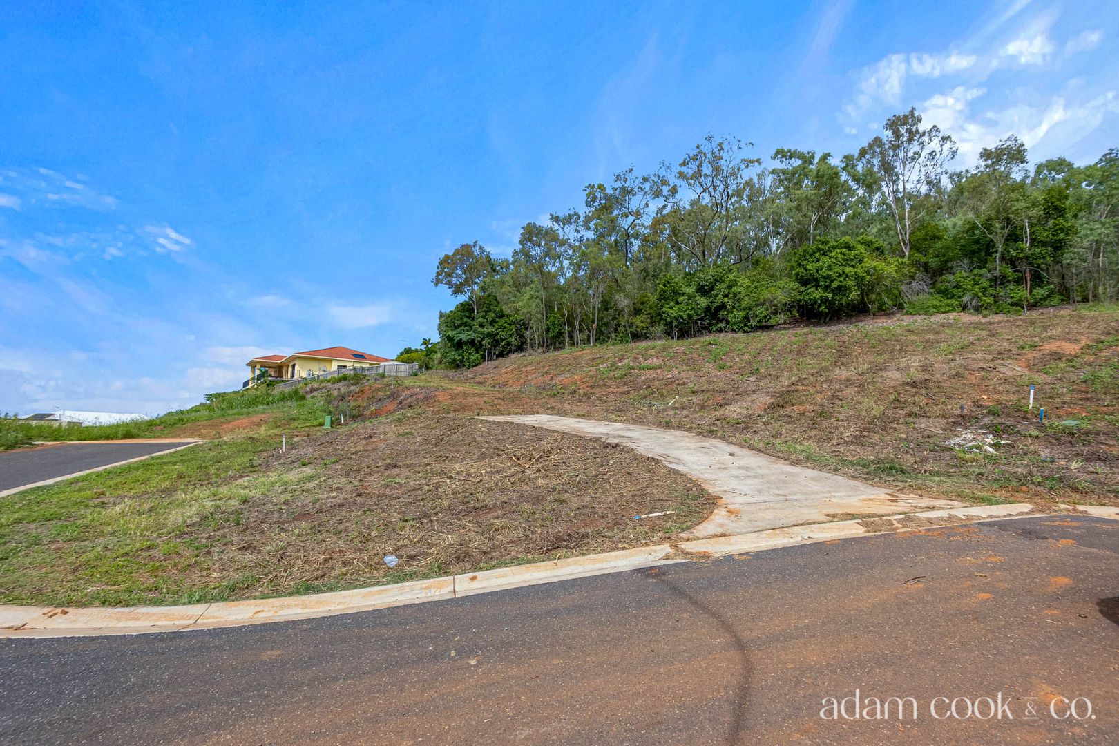 16 Macaranga Place, Taranganba QLD 4703, Image 2