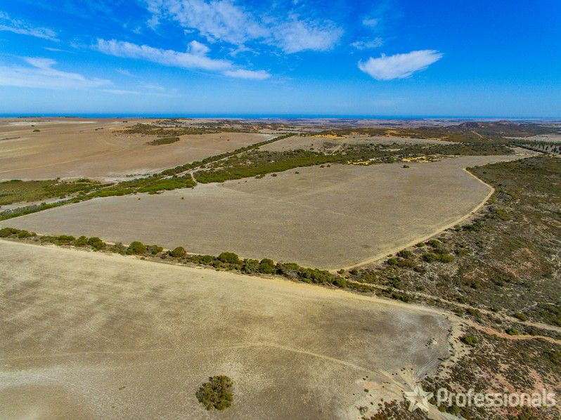 Lot 42 Oakabella Road, East Bowes WA 6535, Image 0