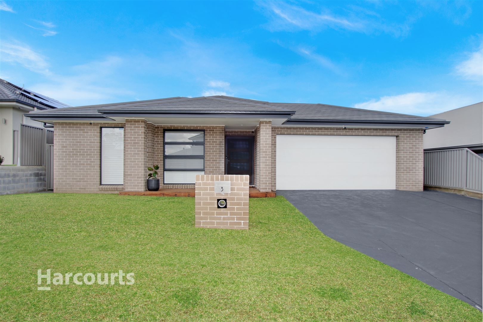 3 Vivian Street, Kembla Grange NSW 2526, Image 0