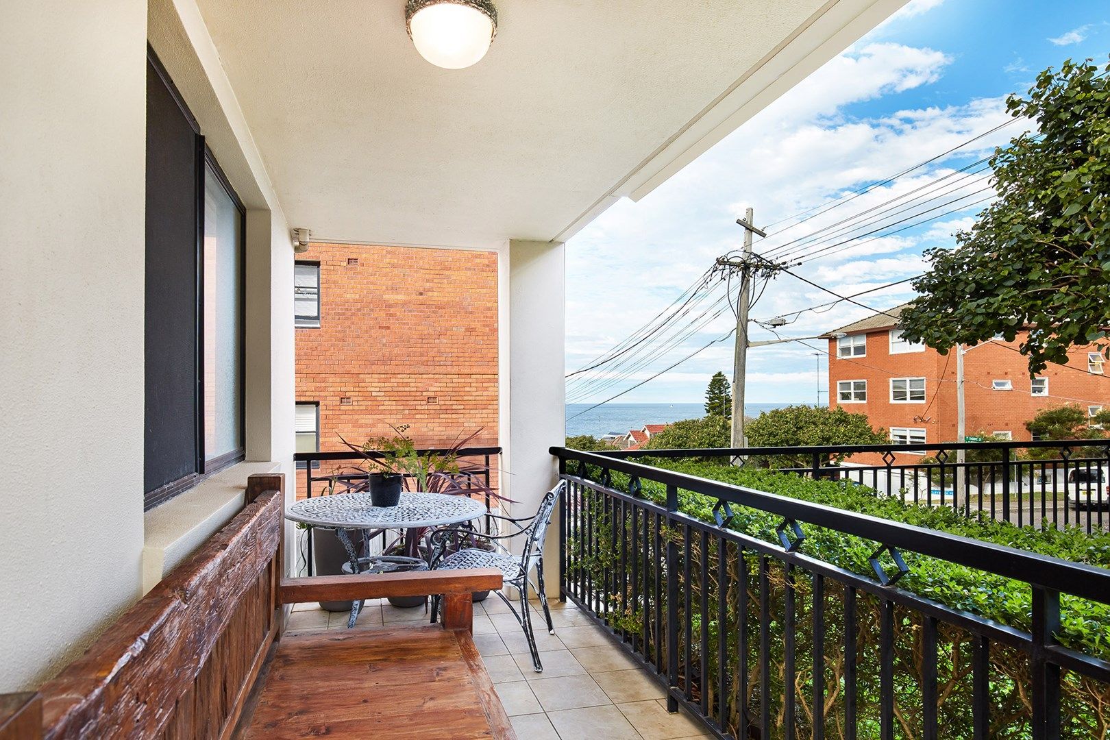 2 bedrooms Apartment / Unit / Flat in 5/30-32 Melrose Parade CLOVELLY NSW, 2031