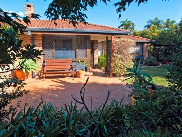 6 Mindip Court, Carindale QLD 4152