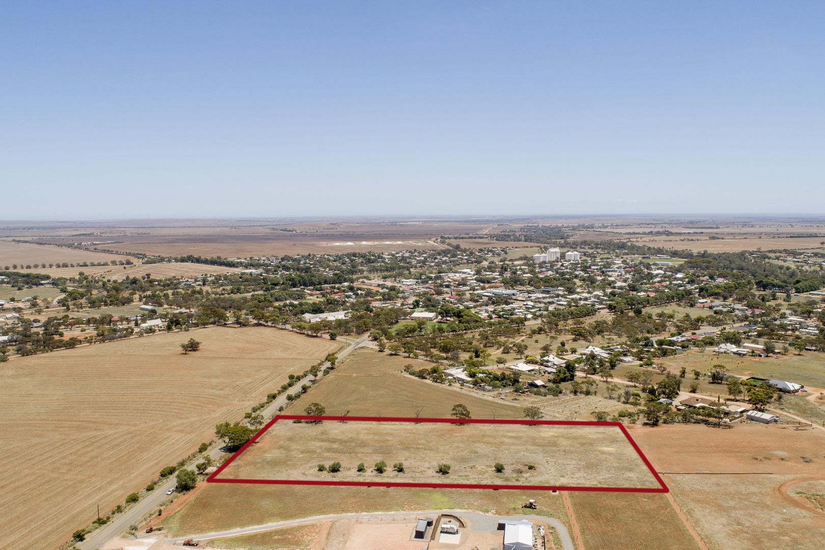 1 Huddleston Road, Crystal Brook SA 5523, Image 2