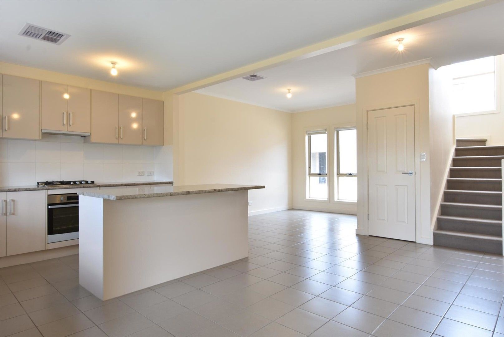 2/2 Geraldton Street, Port Noarlunga South SA 5167 Townhouse For Rent