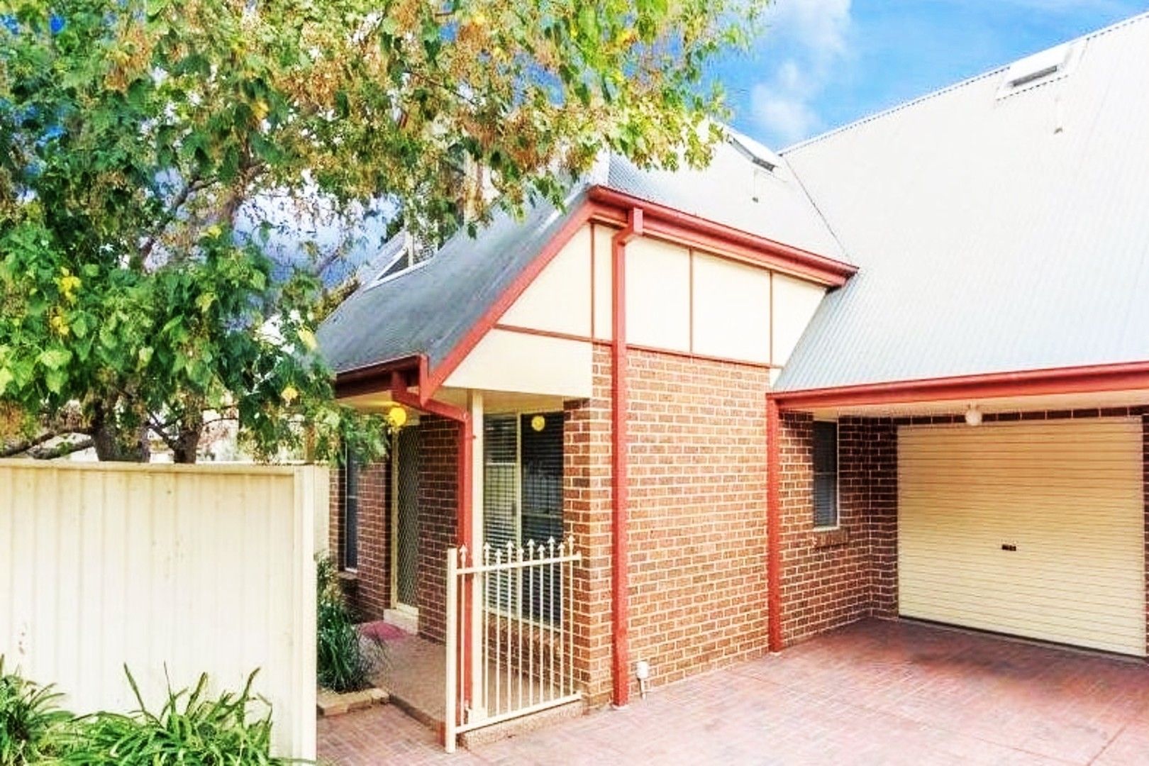 2 bedrooms Townhouse in 6/22a John Street ST MARYS NSW, 2760