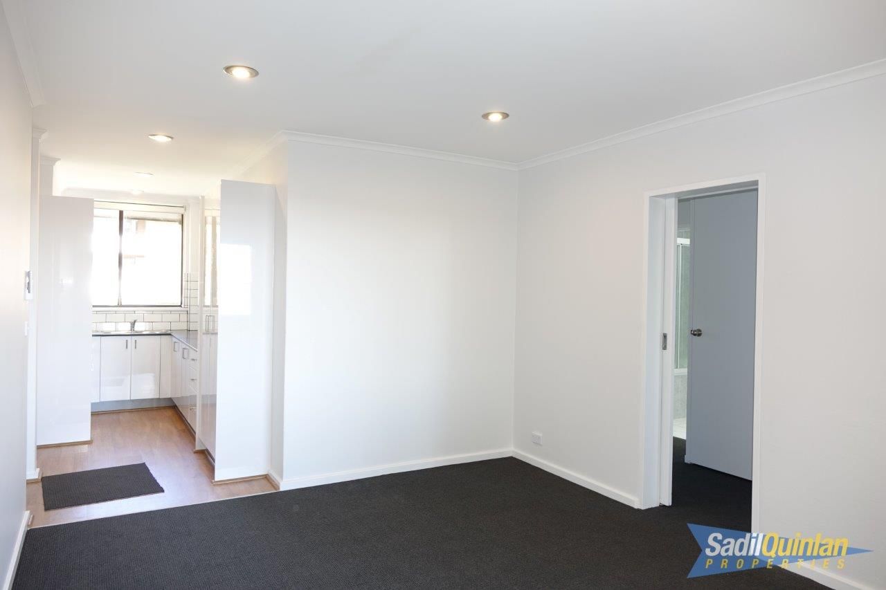 18/30 Springvale Drive, Hawker ACT 2614, Image 2