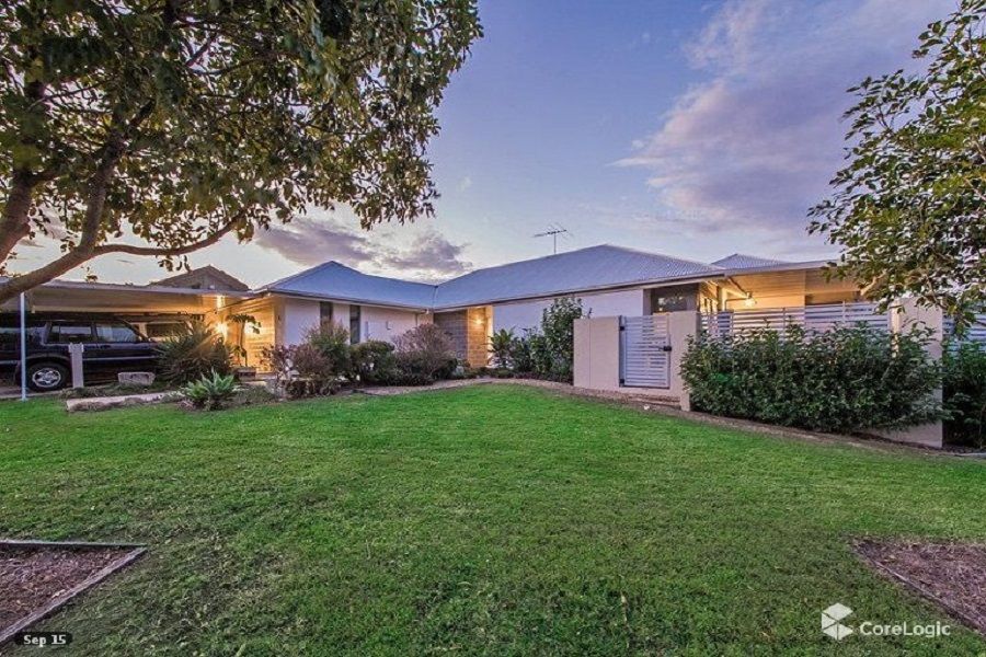 4 bedrooms House in 8 Franklin Way WAKERLEY QLD, 4154