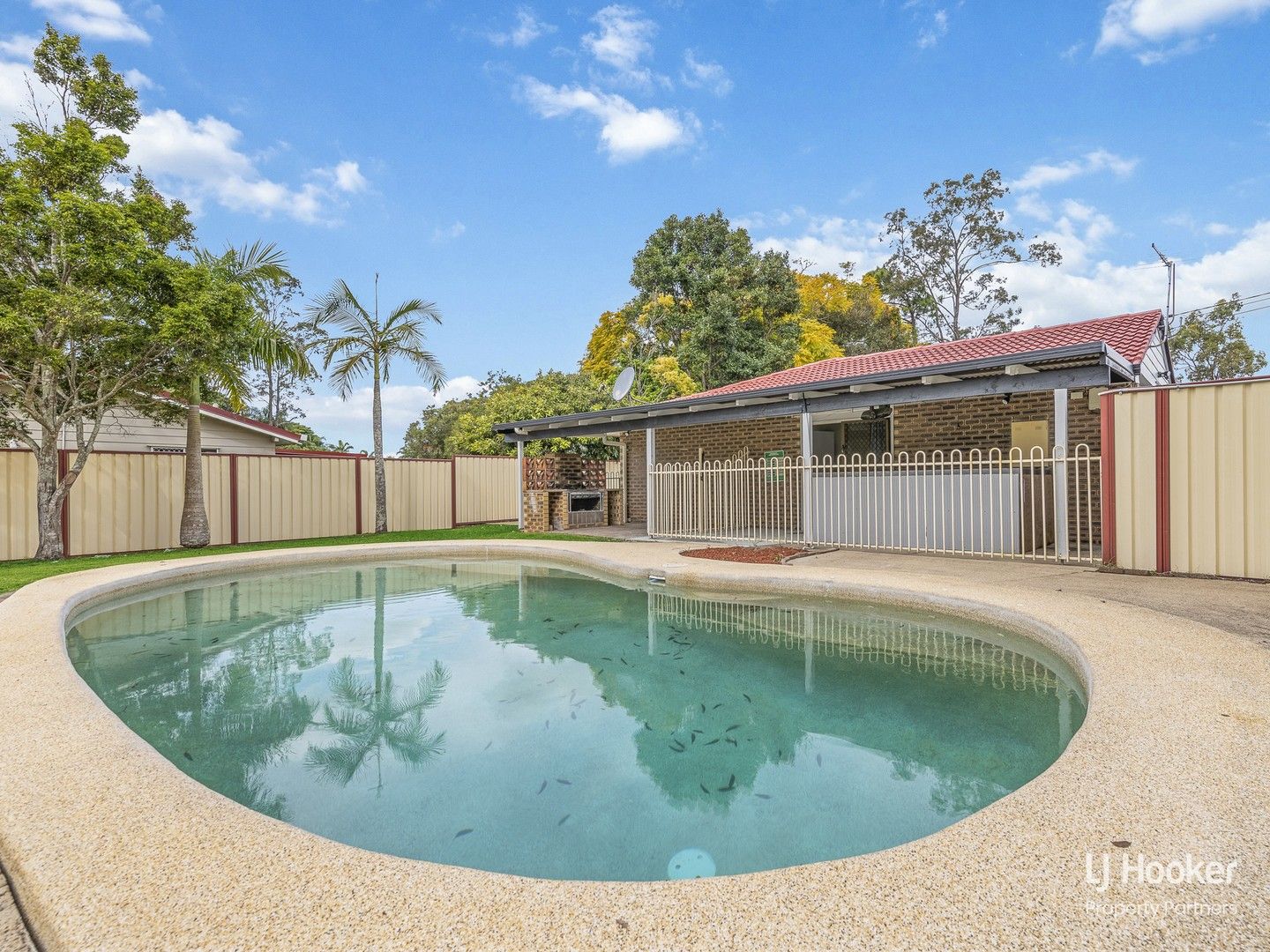 4 bedrooms House in 2 Parklands Drive BORONIA HEIGHTS QLD, 4124