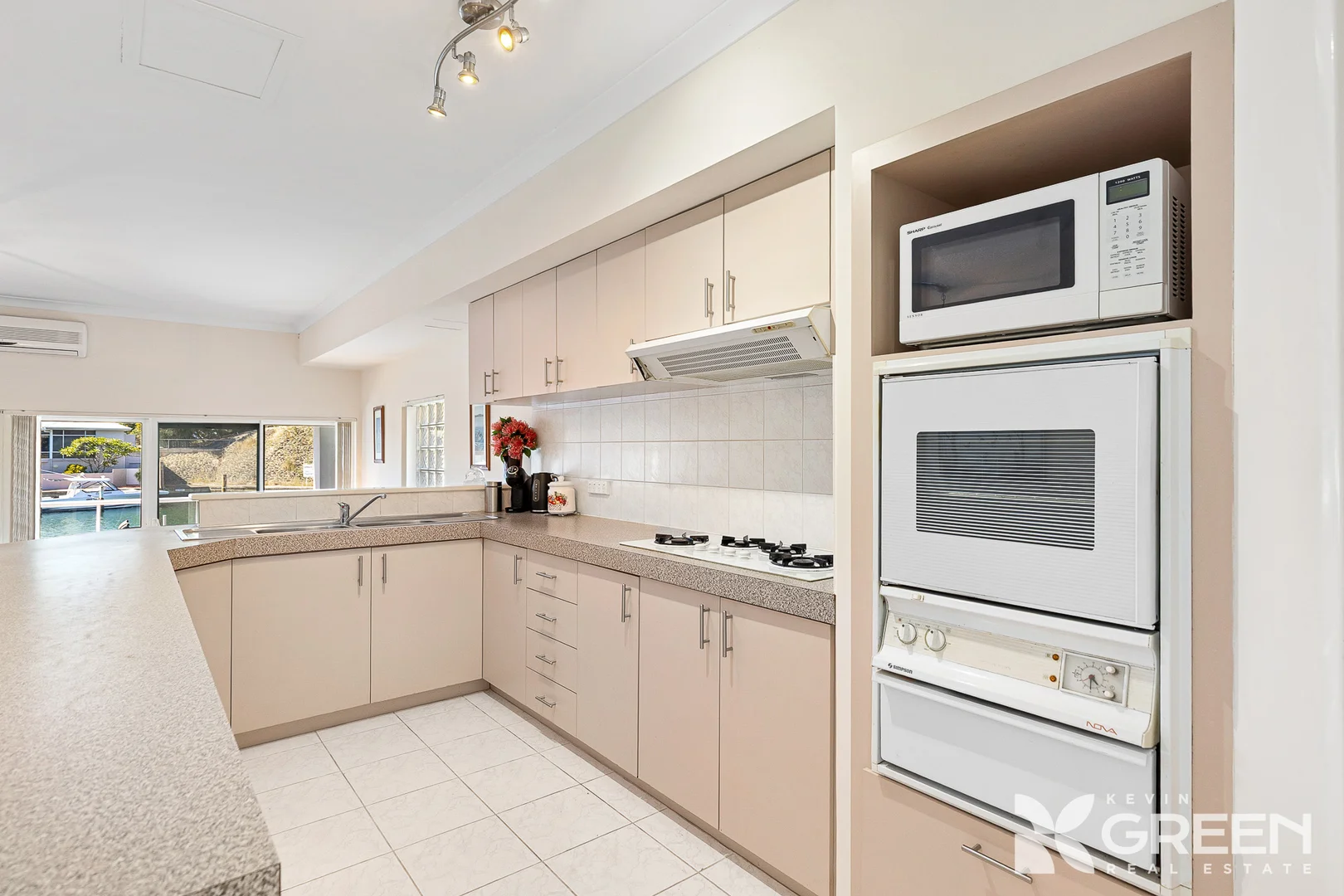 Additional image 13 of 1/20 Baruna Court, Halls Head WA 6210