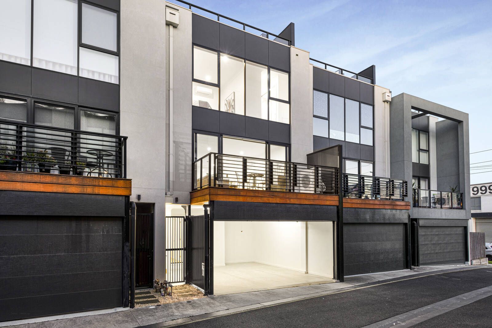 6 Workers Street, Port Melbourne VIC 3207, Image 1