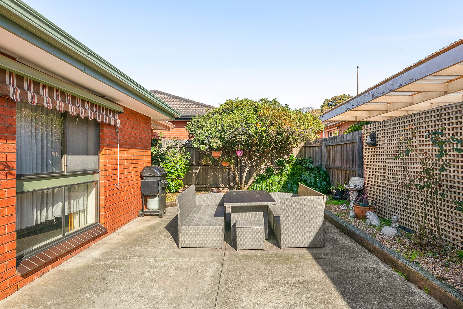 2/317 Rossmoyne Street, Thornbury VIC 3071, Image 2