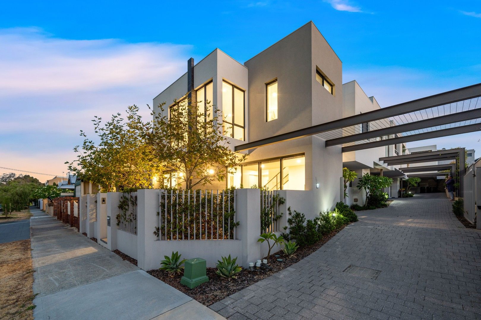 3 bedrooms Townhouse in 39A Cowle St WEST PERTH WA, 6005