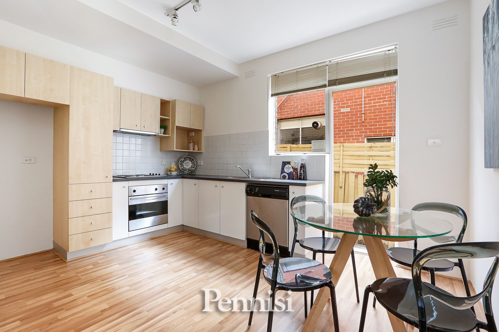 Unit 1/334 Nicholson Street, Yarraville VIC 3013, Image 2