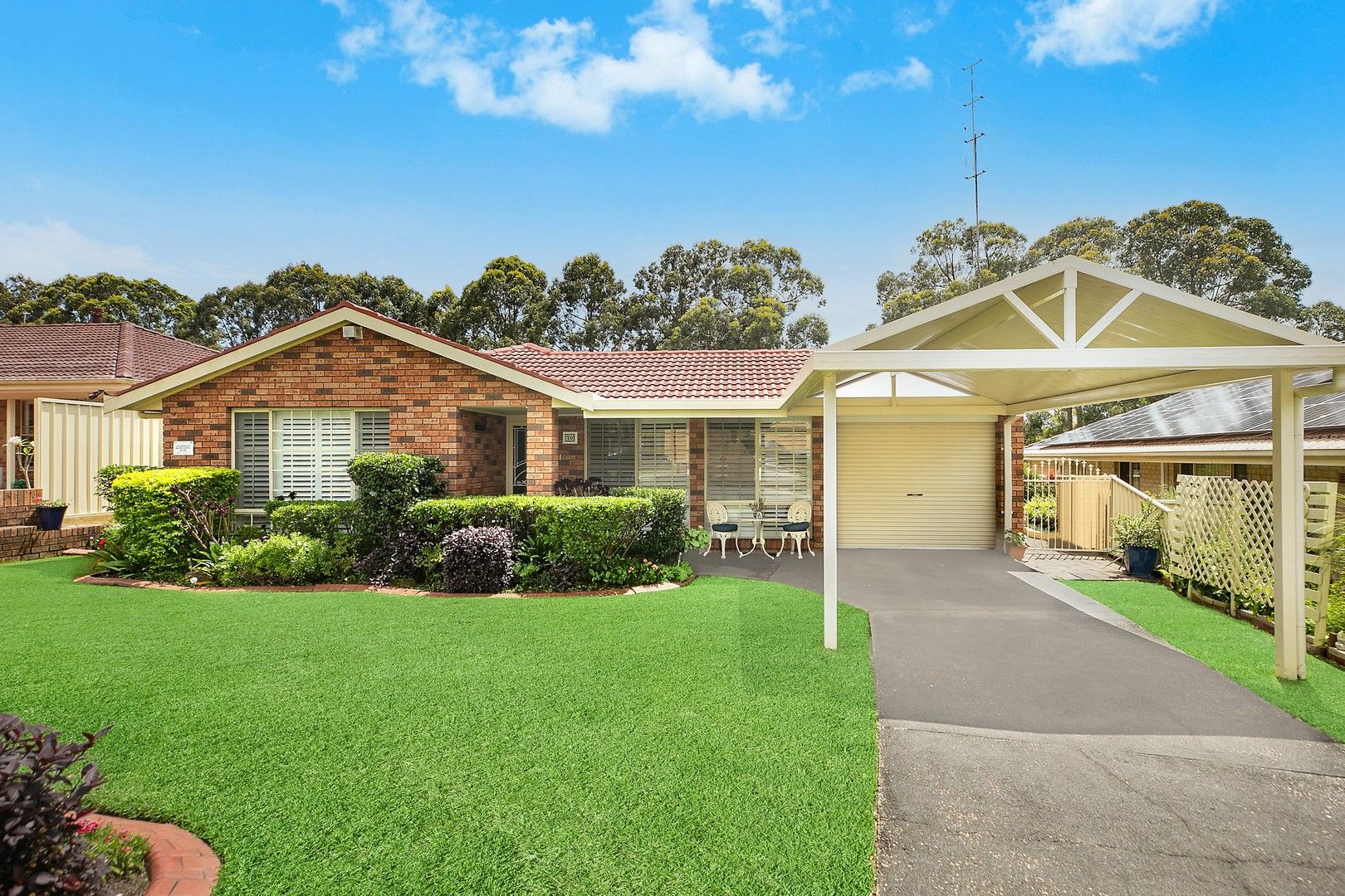 10 Lonsdale Close, Lake Haven NSW 2263, Image 0