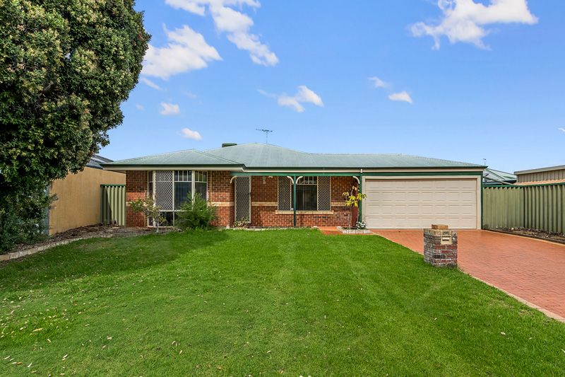 4 Limoges Elbow, Port Kennedy WA 6172