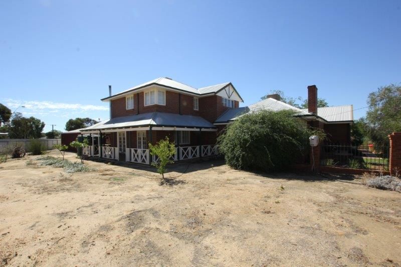 Craddock Road, Merredin WA 6415 4 beds house for Sale, from 400,000 2015653791 Domain