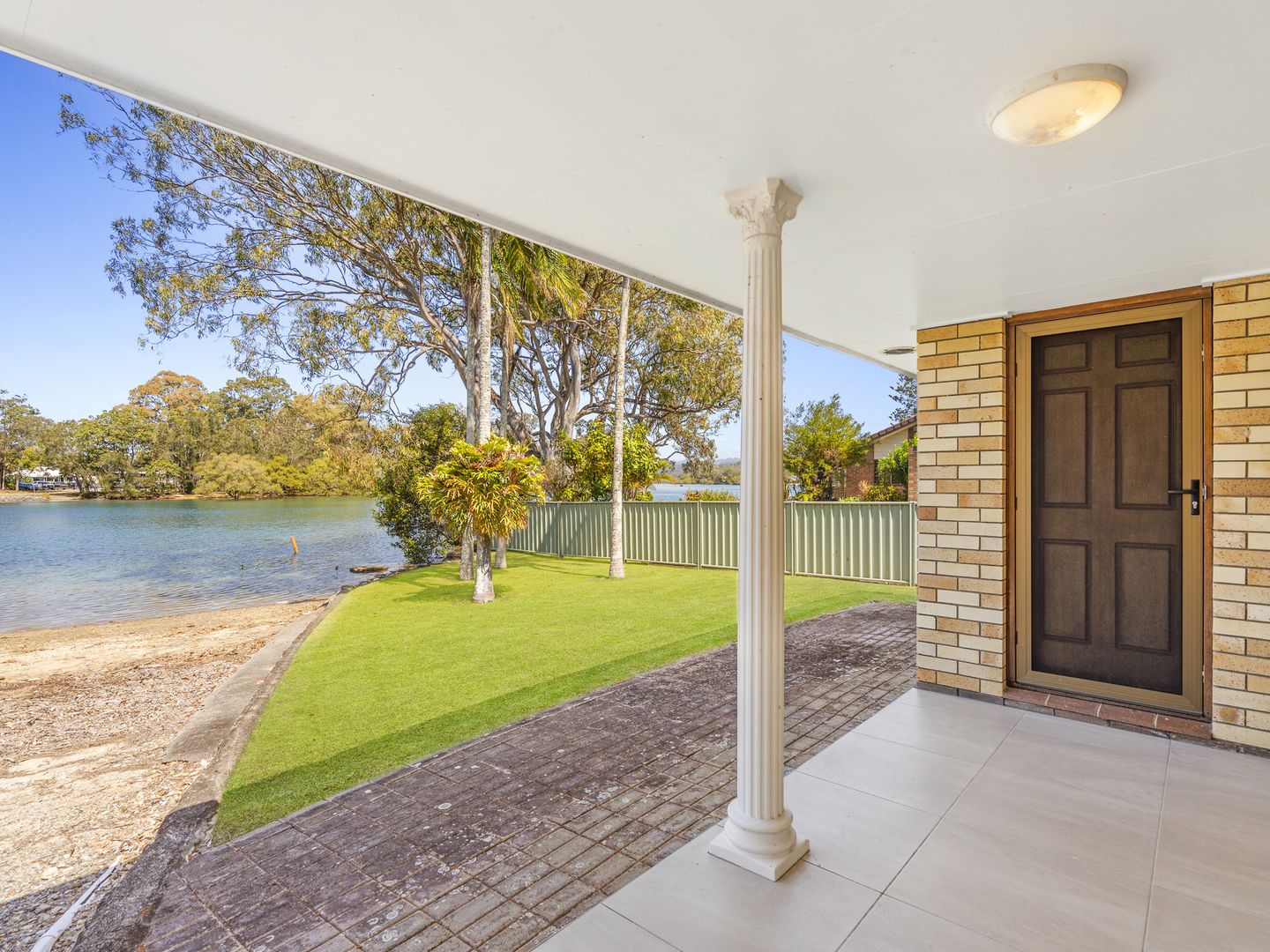 12 Guineas Creek Road, Currumbin Waters QLD 4223, Image 2