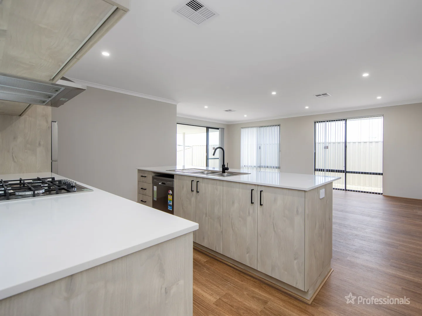 Additional image 9 of 8 Almond Street, Eglinton WA 6034