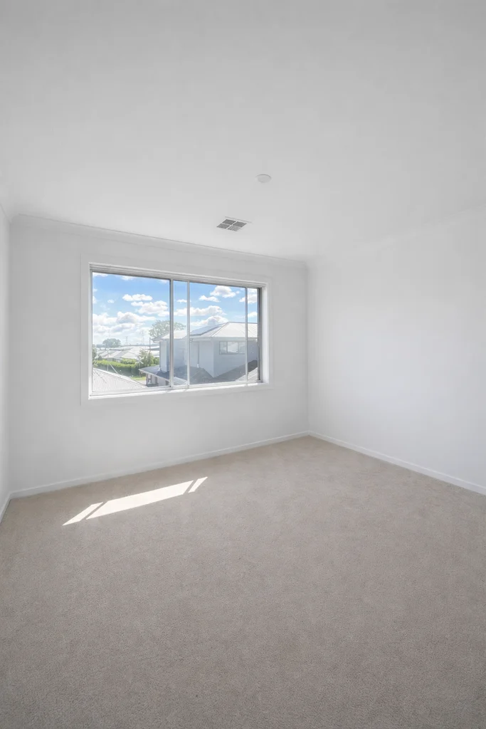 Additional image 4 of 32 Tredwell Street, Strathnairn ACT 2615