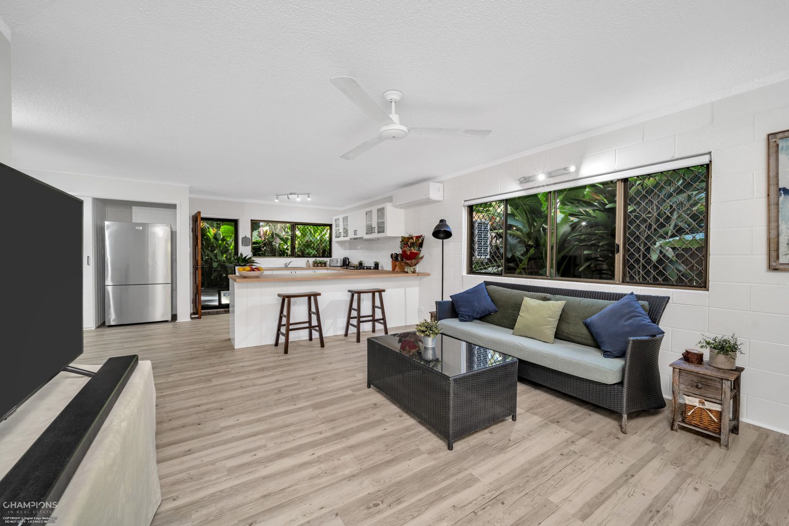 4/40 Mimosa Street, Holloways Beach QLD 4878, Image 2