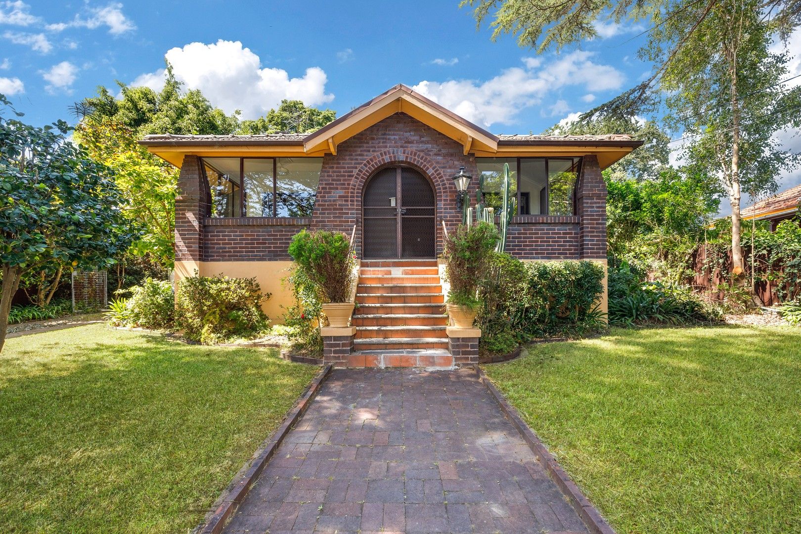 4 bedrooms House in 43 Cliff Road EPPING NSW, 2121