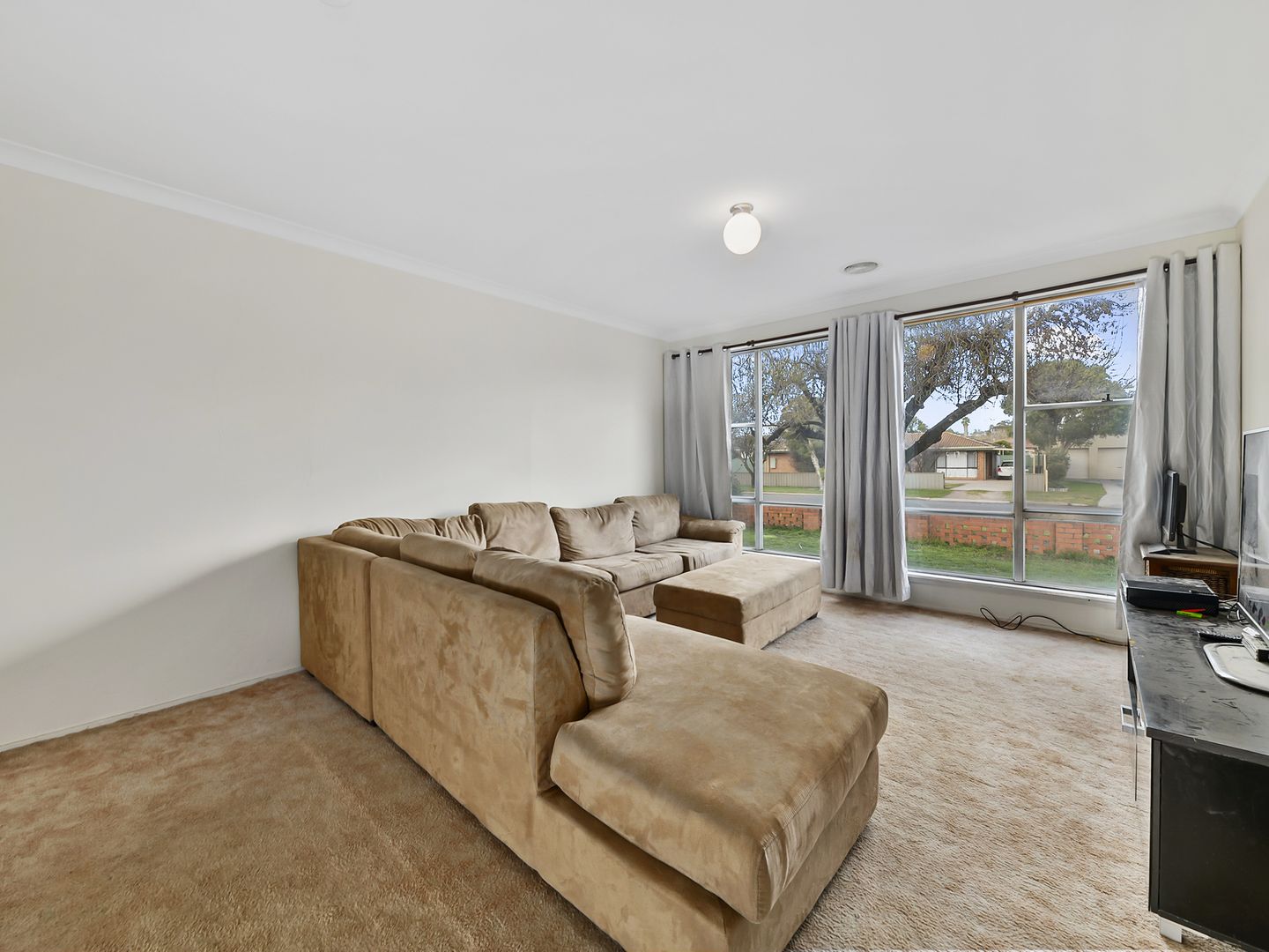 13 Cook Street, Benalla VIC 3672, Image 1