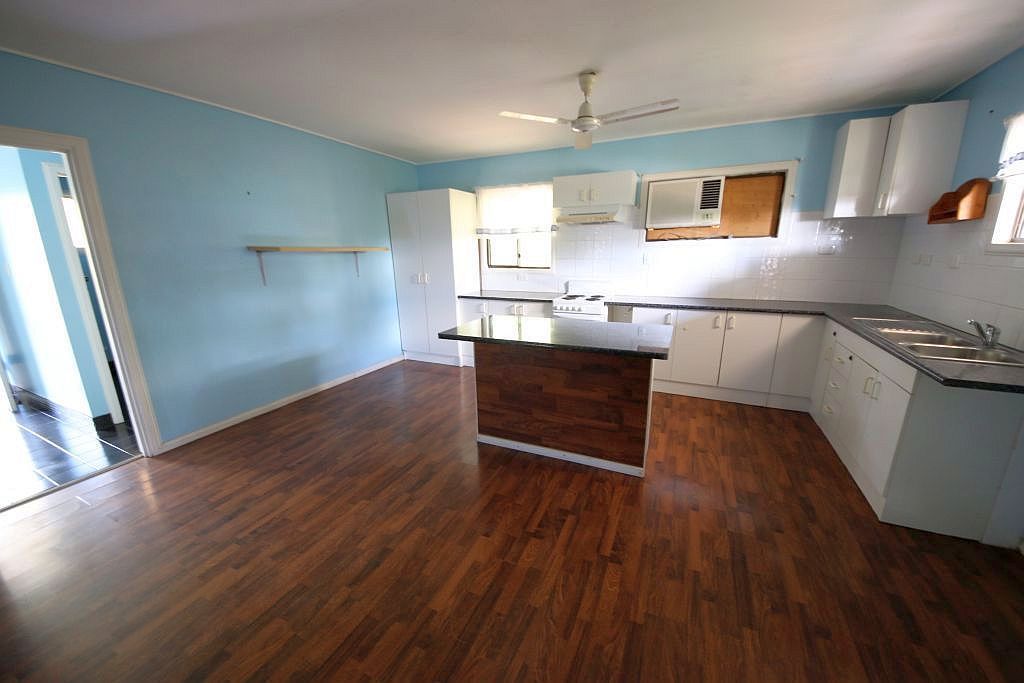 14-16 STEWART Street, Ayr QLD 4807, Image 2