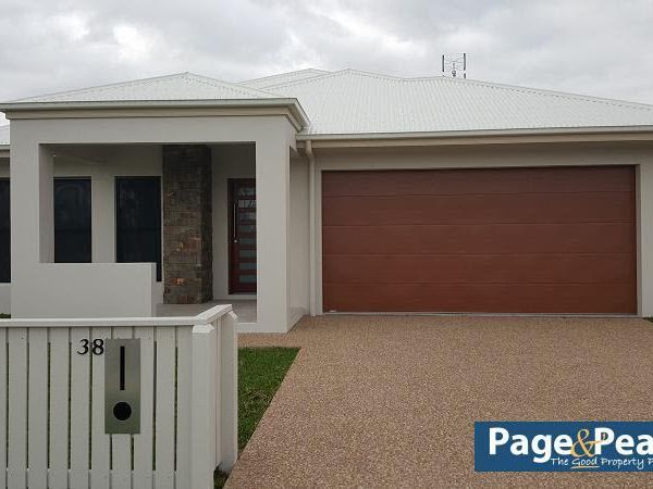 4 bedrooms House in 38 The Grange SHAW QLD, 4818