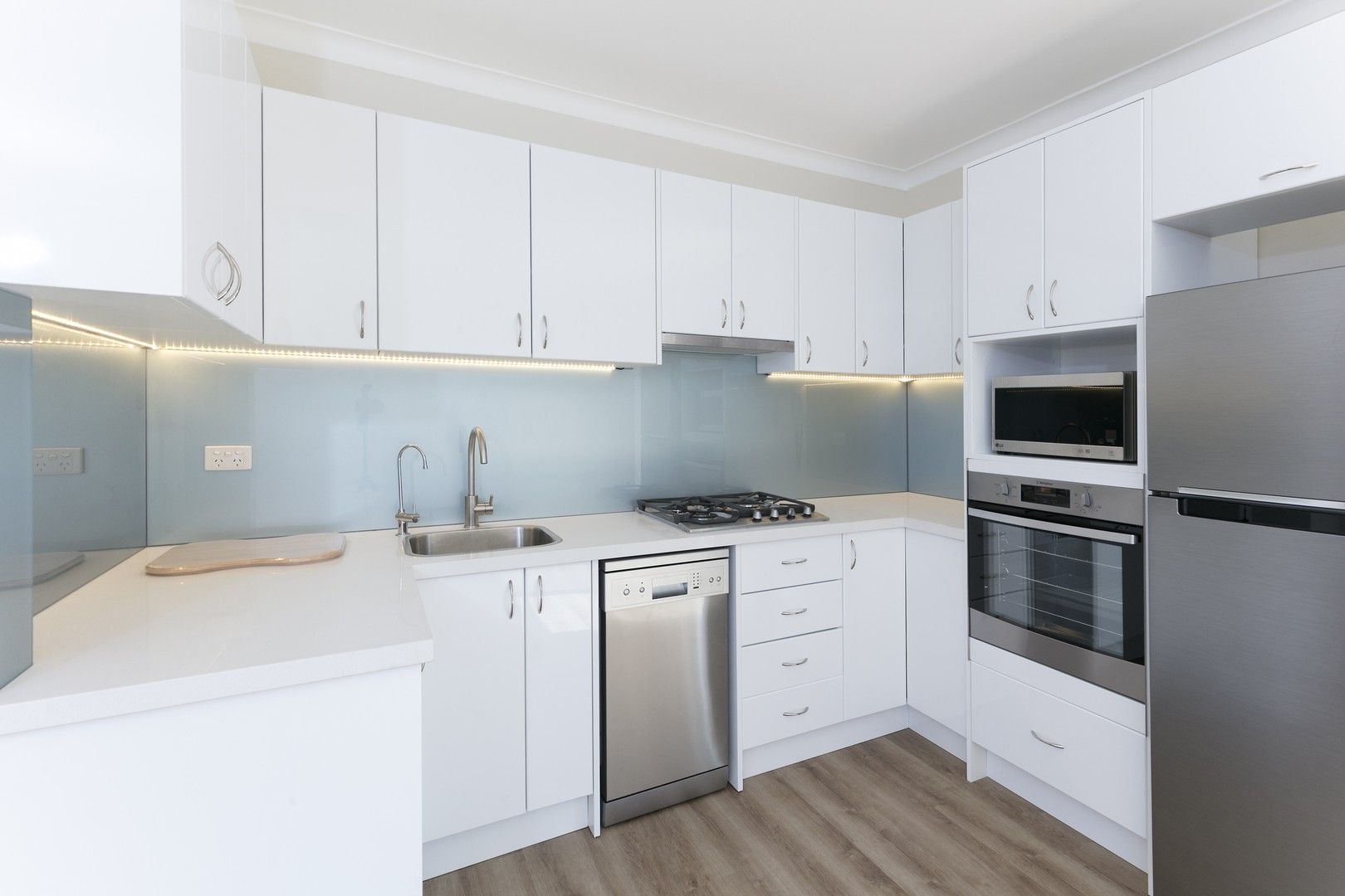 2 bedrooms Apartment / Unit / Flat in 7/9 Rowe Street FRESHWATER NSW, 2096