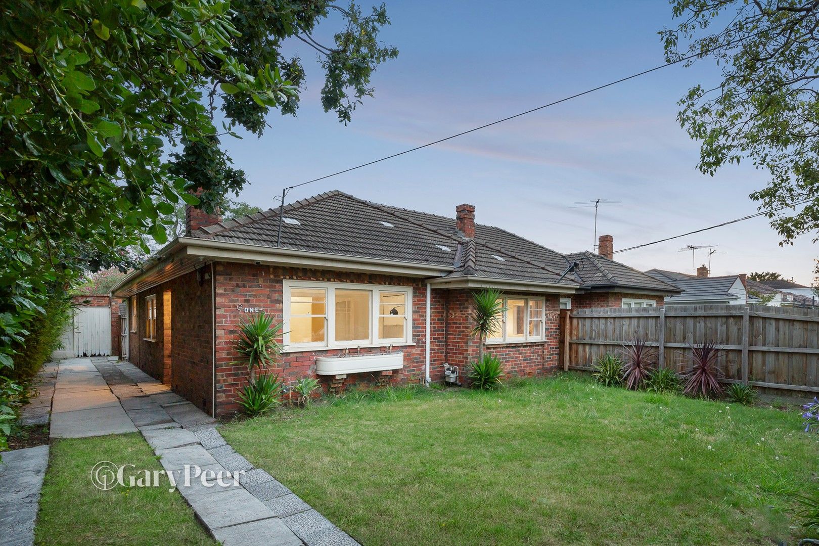 1 Carween Avenue, Brighton East VIC 3187, Image 0