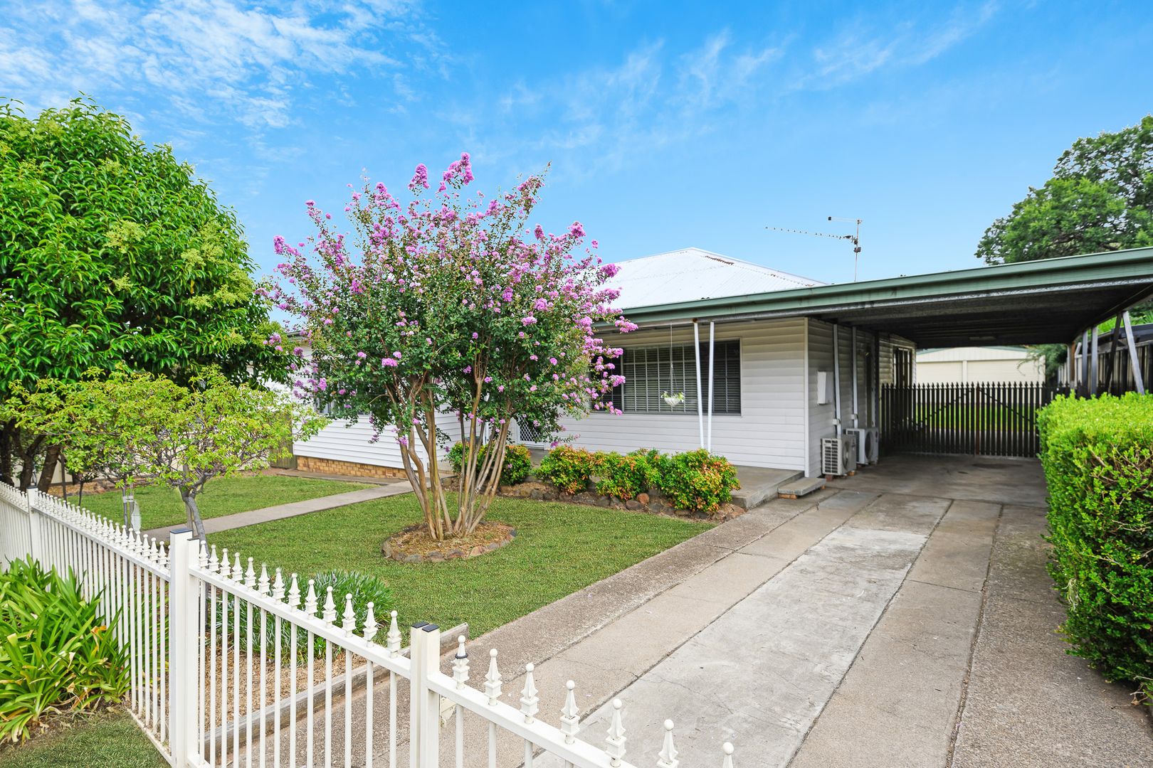 226 Johnston Street, North Tamworth NSW 2340, Image 1