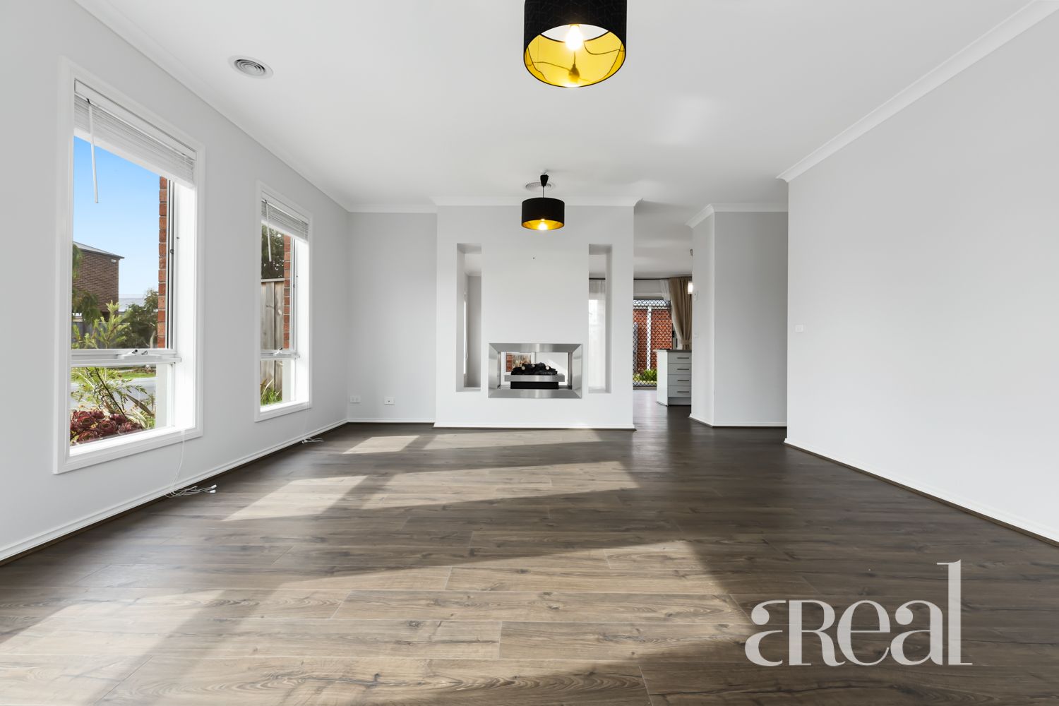 4 bedrooms House in 2 Ample Avenue OFFICER VIC, 3809