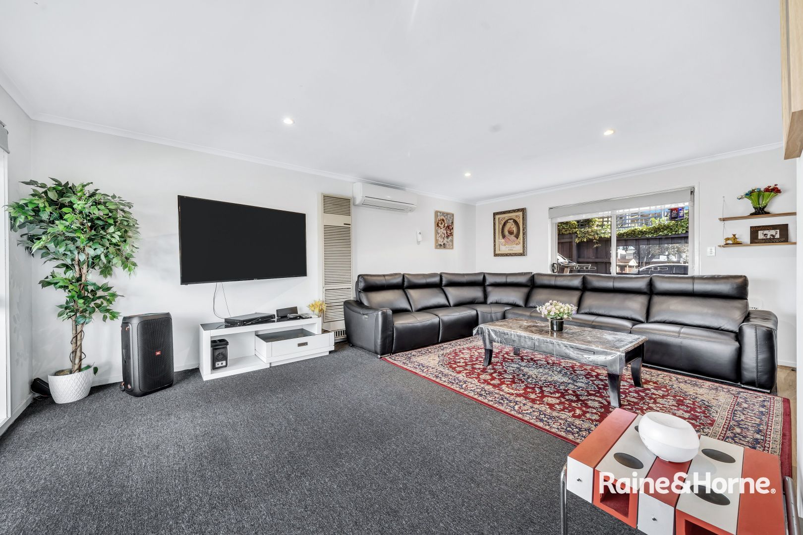 8/7-9 Tucker Street, Cranbourne VIC 3977, Image 2