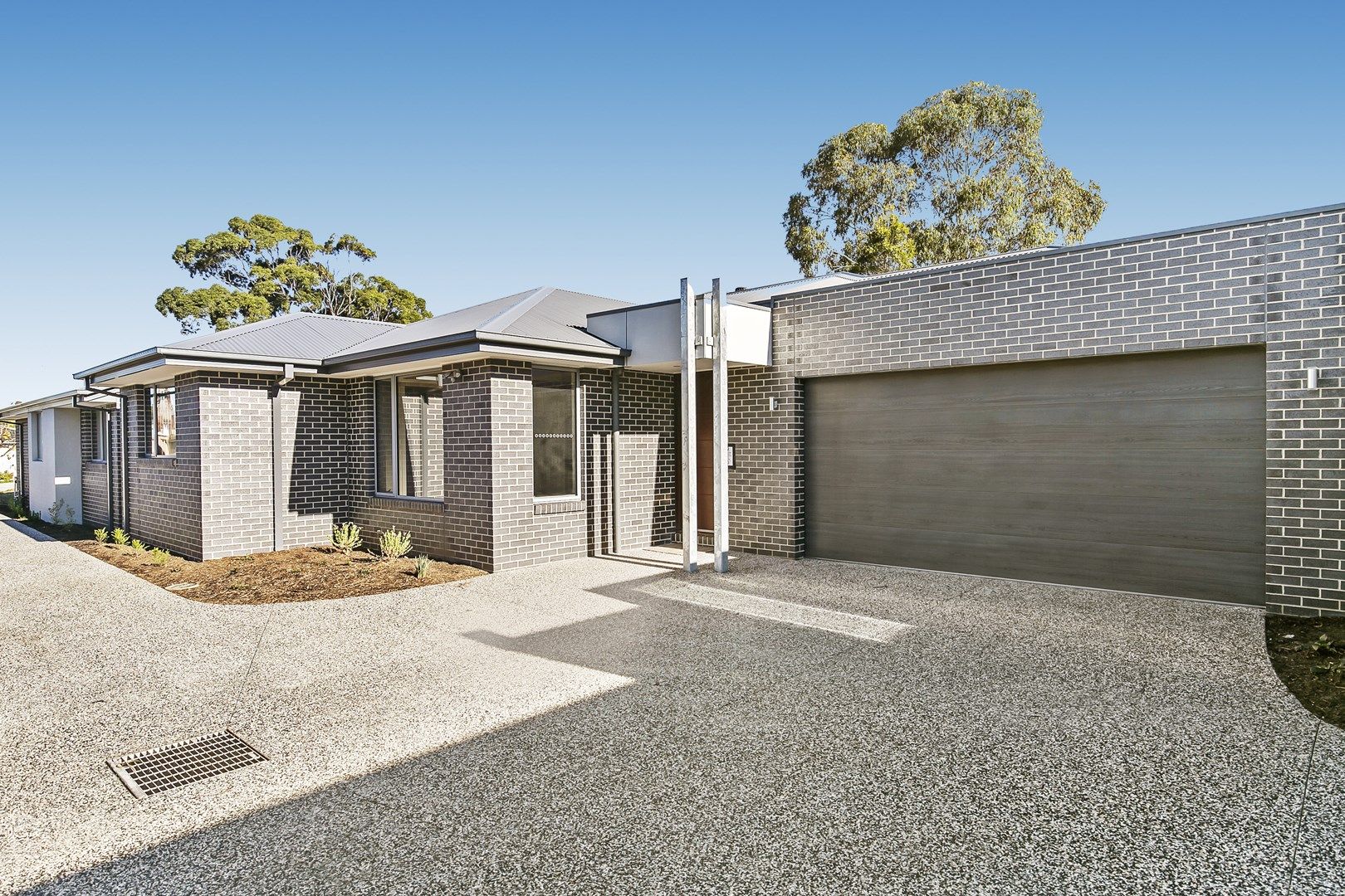 2/5 Dulnain Street, Mount Martha VIC 3934, Image 1