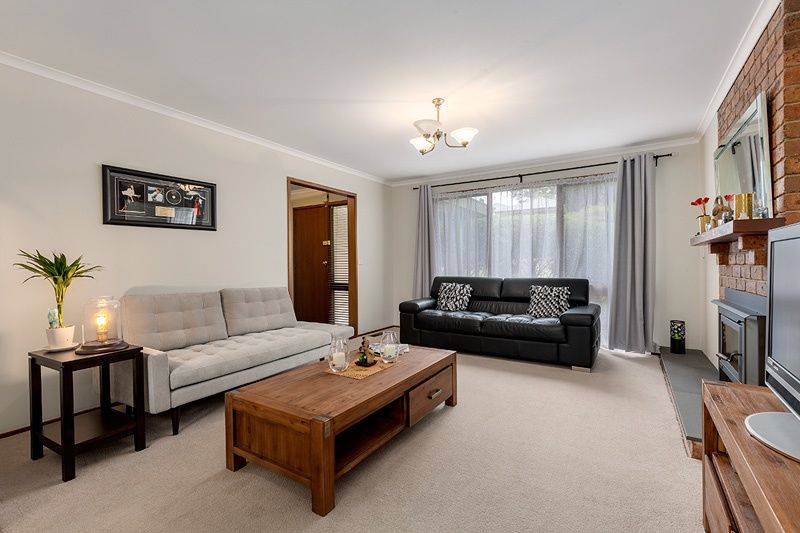 2 Cotswold Close, Vermont VIC 3133, Image 2