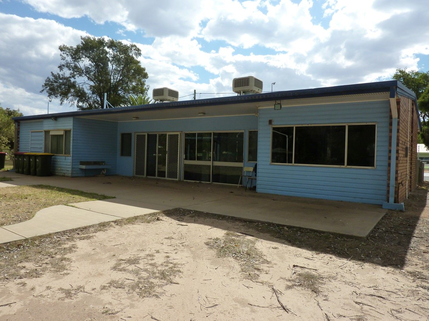 140142 Victoria Street, St QLD 4487 House For Rent 350