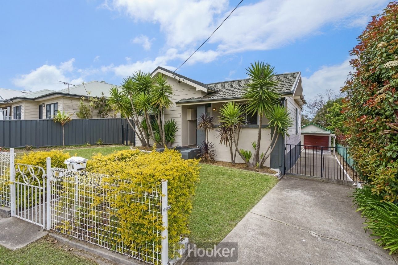 18 Chippindall Street, Speers Point NSW 2284, Image 1