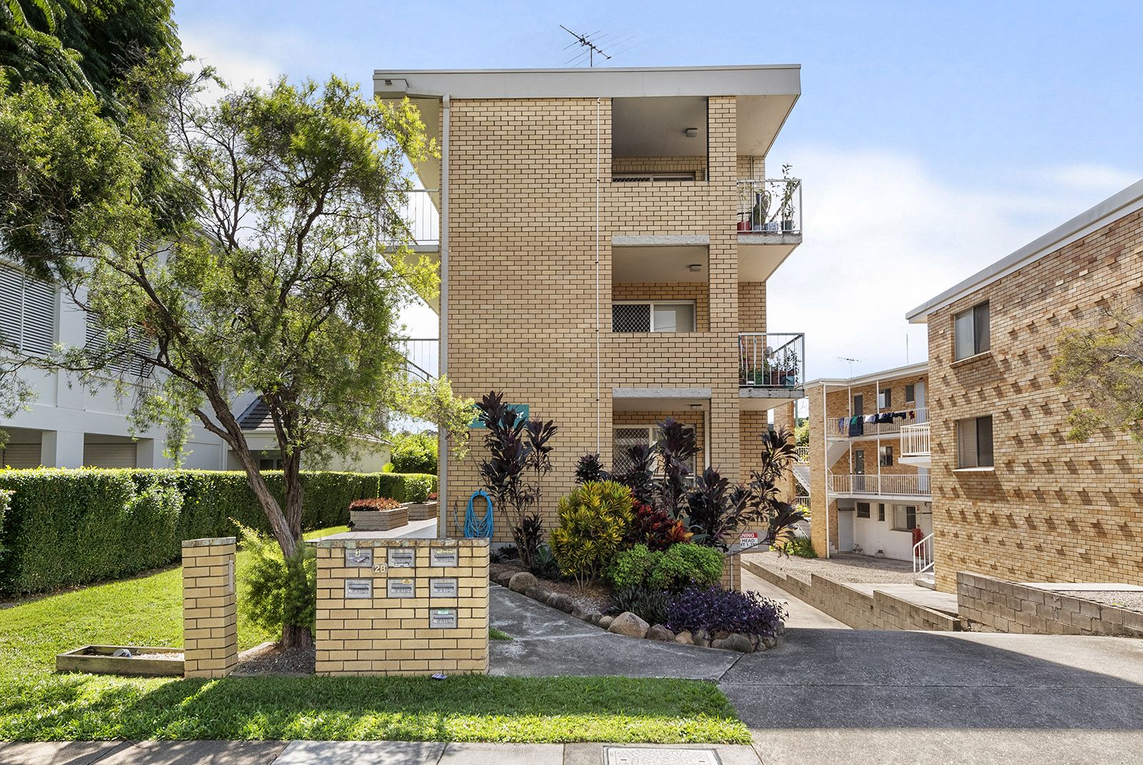 2 bedrooms Apartment / Unit / Flat in 4/28 Barlow Street CLAYFIELD QLD, 4011