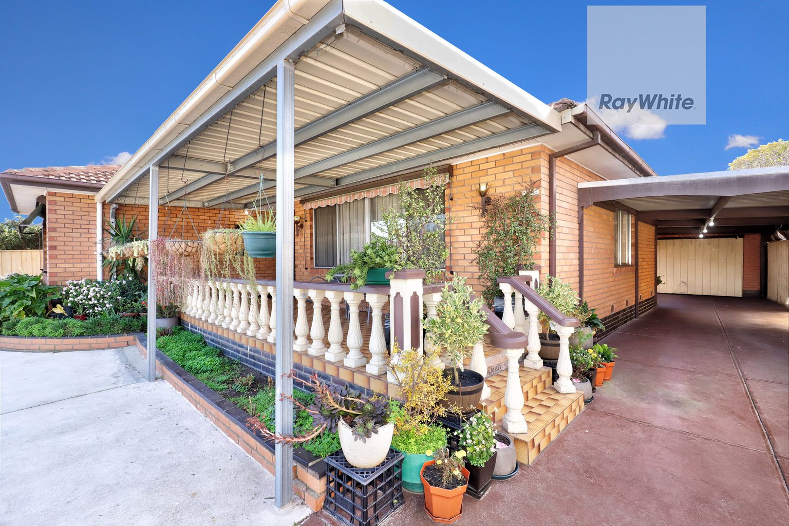 73 South Circular Road, Gladstone Park VIC 3043, Image 2