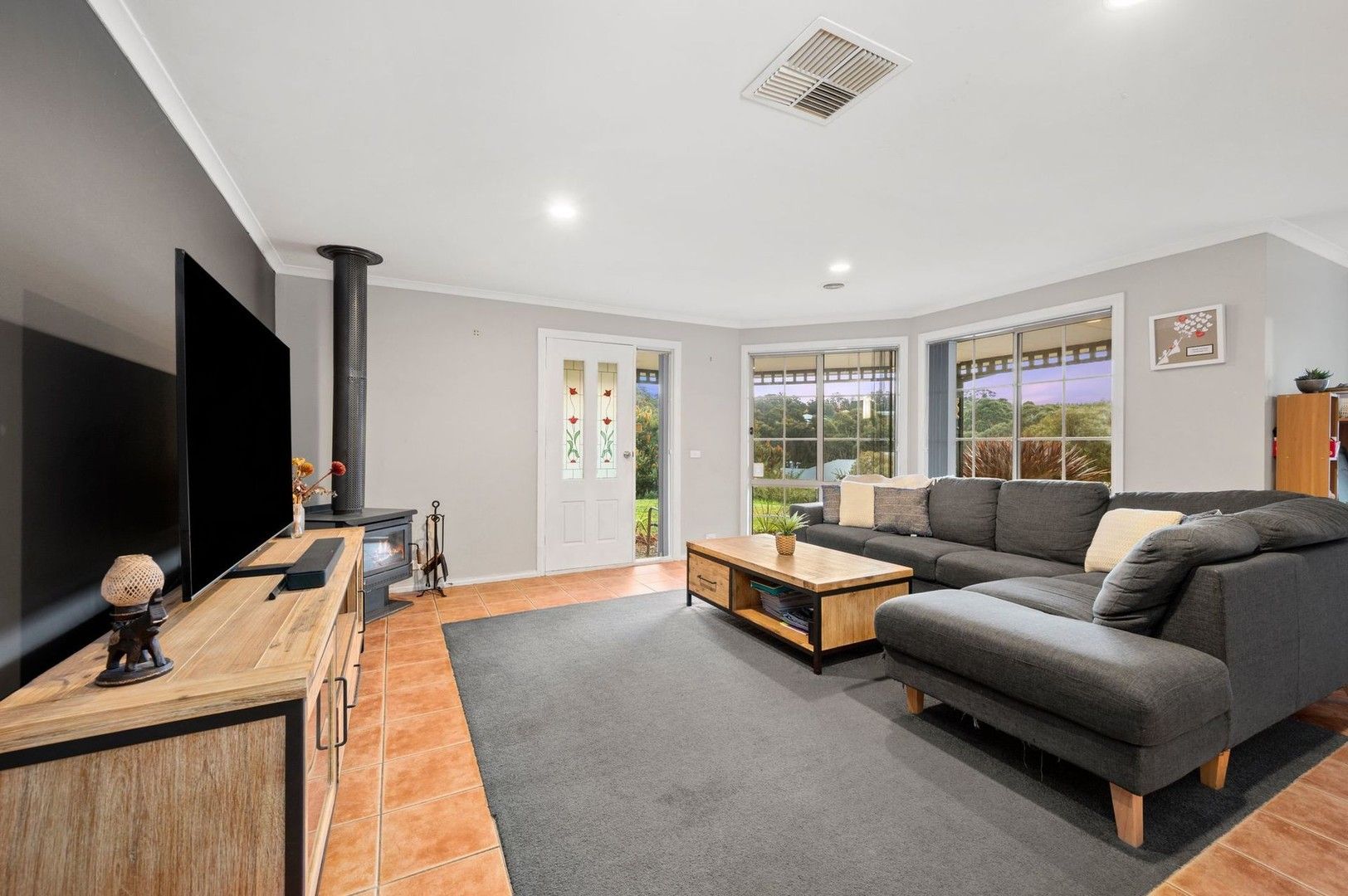 24 Baden Drive, Wandong VIC 3758, Image 0