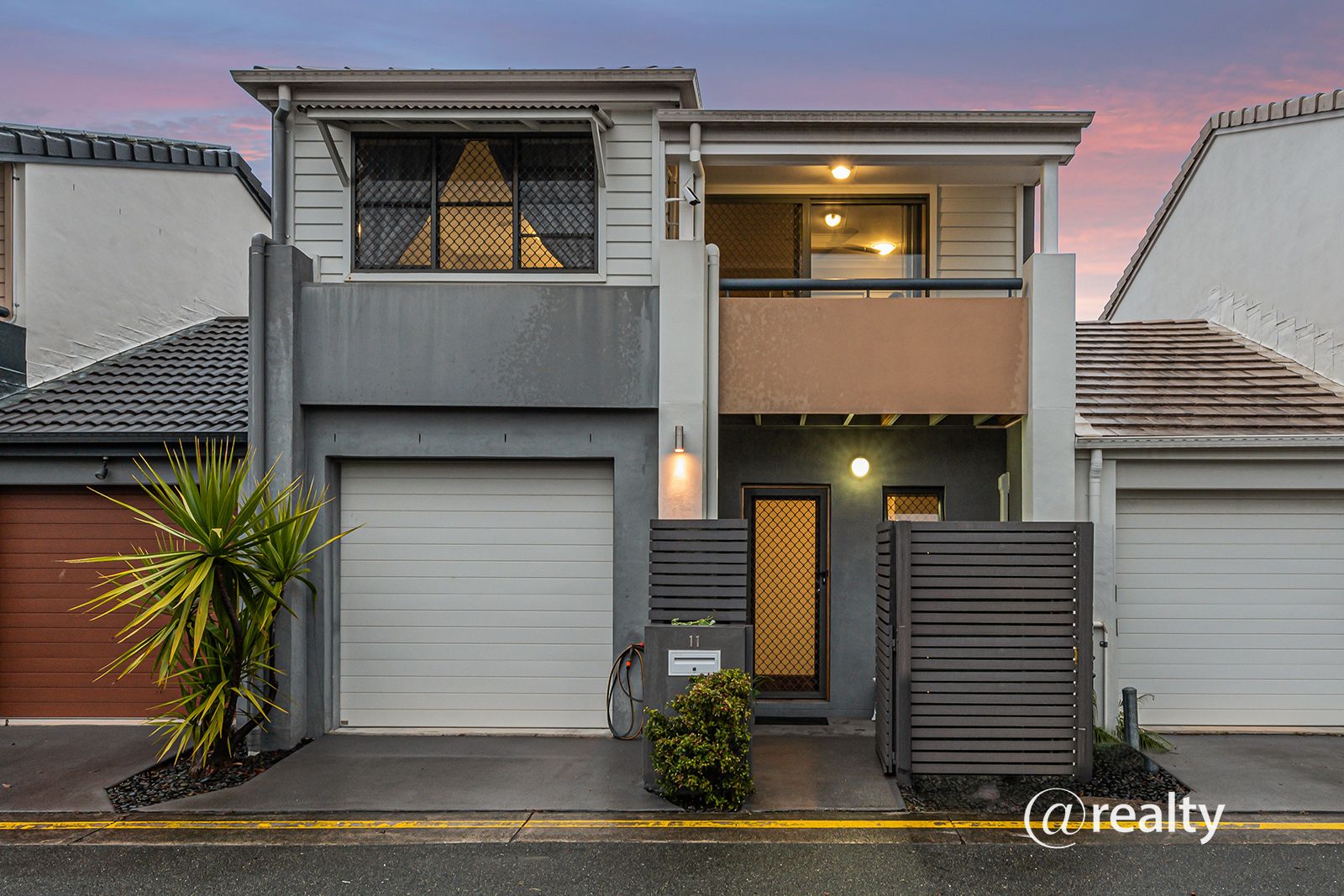 2 bedrooms House in 11 Girraween Lane FITZGIBBON QLD, 4018