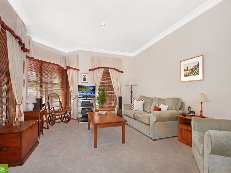 1/62 Foothills Road, BALGOWNIE NSW 2519, Image 1