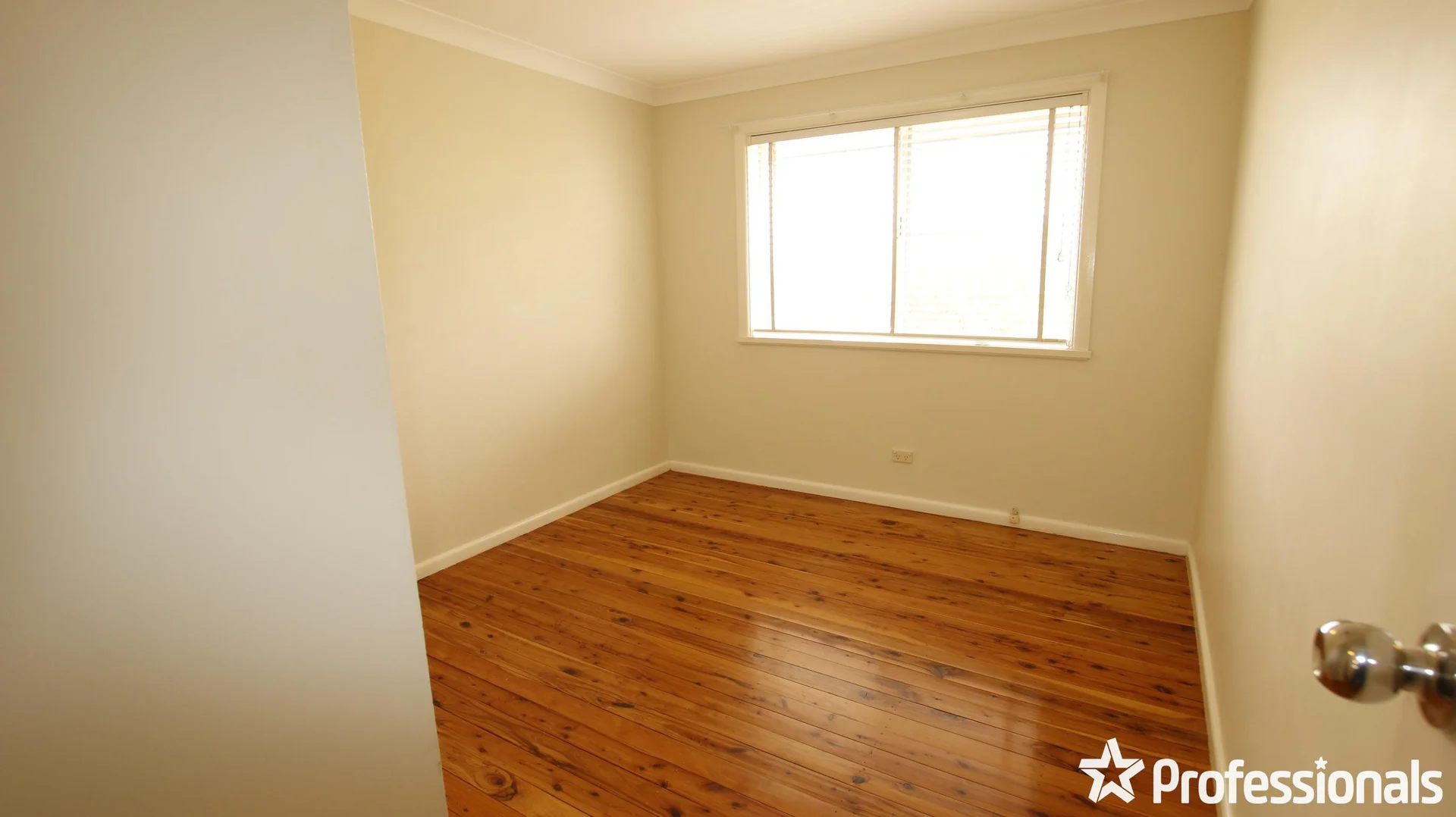 Additional image 4 of 104 Johnston Street, North Tamworth NSW 2340