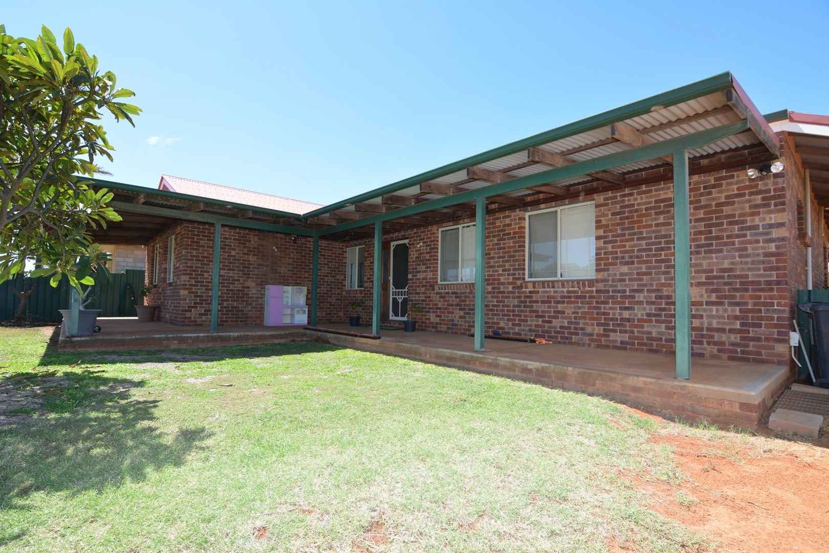 92 William Street, East Carnarvon WA 6701, Image 0