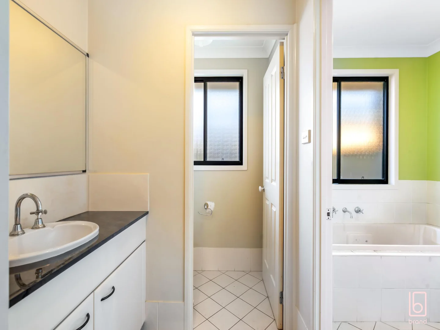 Additional image 7 of 32 Greenhaven Circuit, Woongarrah NSW 2259