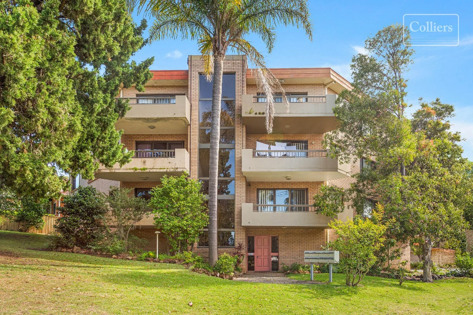 1/2 View Street, Wollongong NSW 2500