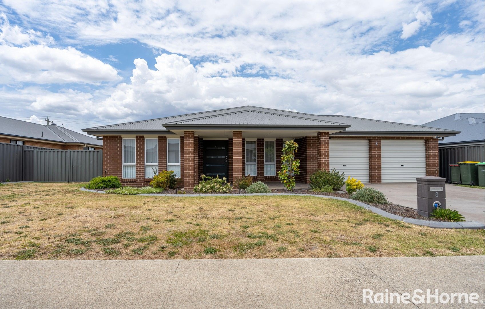 5 bedrooms House in 8 Hunter Street GOULBURN NSW, 2580