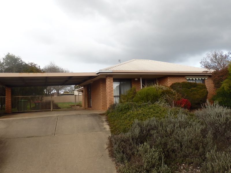 2 Thrush Court, Wodonga VIC 3690, Image 0