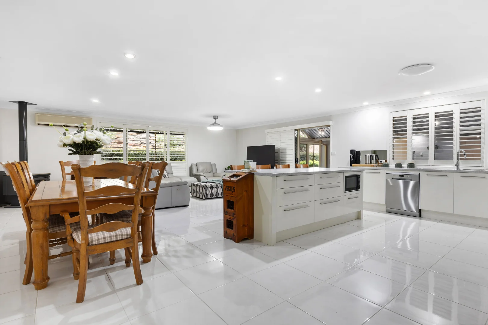 Additional image 5 of 300 Bents Basin Road, Wallacia NSW 2745