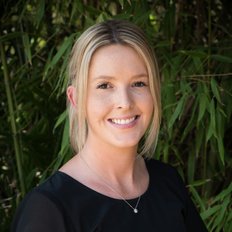 Amy McMillan, Sales representative