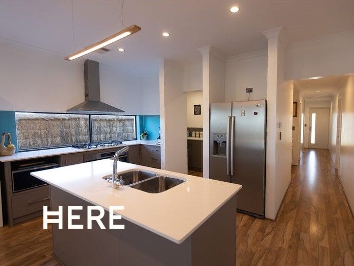 4 bedrooms House in 10 Commodore Avenue CLARKSON WA, 6030